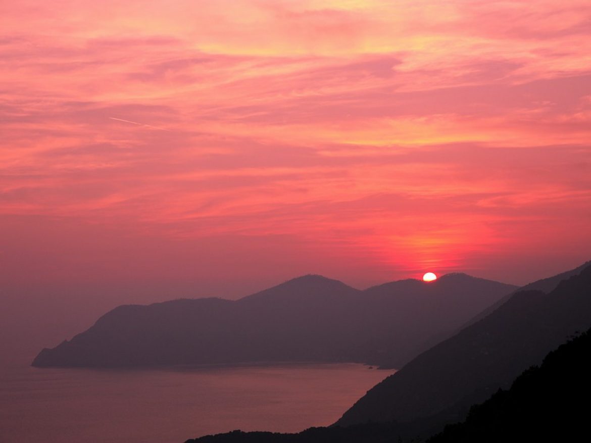 Tramonto sulle Cinque Terre